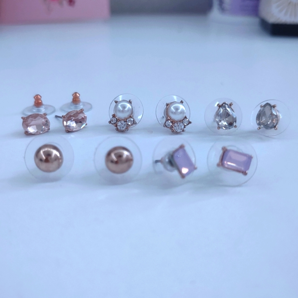 AnnTaylor Earrings in Bulk